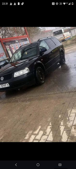 VOLKSWAGEN Passat 2001