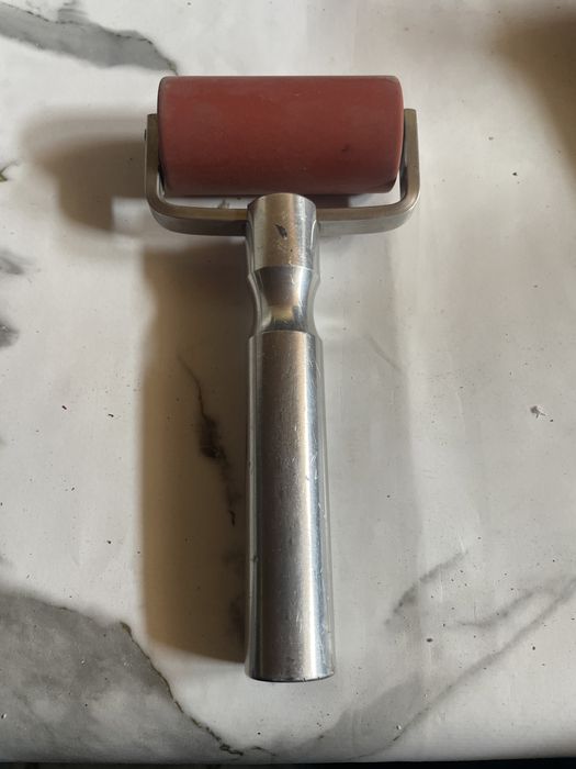 Продам ролик для изоляции