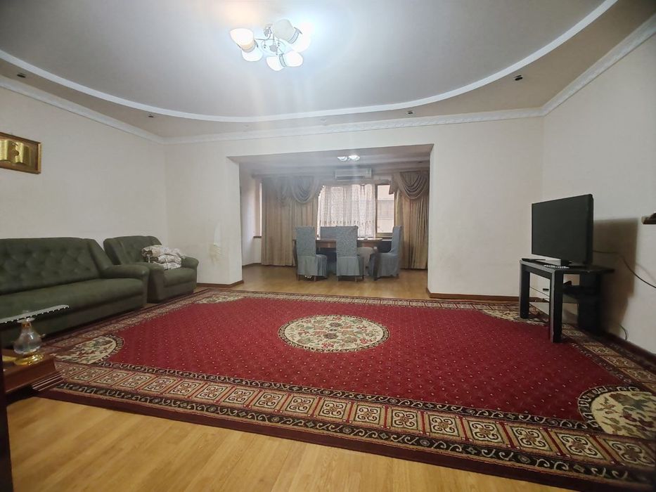 4/6/6 Дархан Кара Ниязова Спецплан 126кв. Лифт.