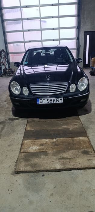 Mercedes-benz e220
