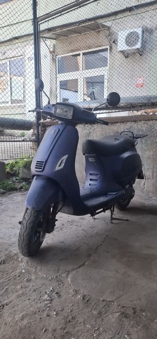 Inchiriez scutere cu sau fara permis