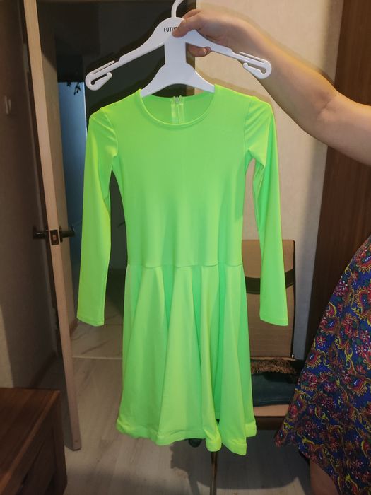 продам платье танцевальное