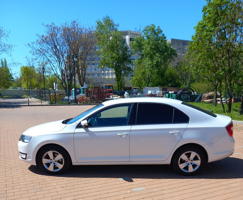 Skoda Rapid  1.2 TSI