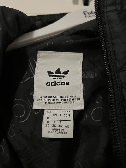 Куртка весенняя адидас