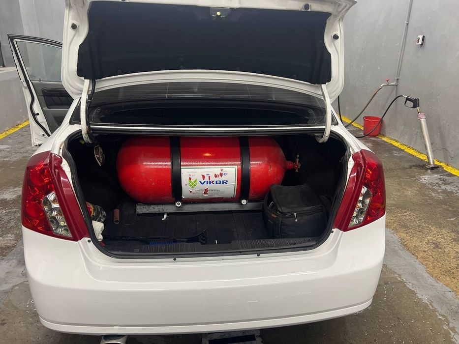 Lacetti 1.8 avtamat