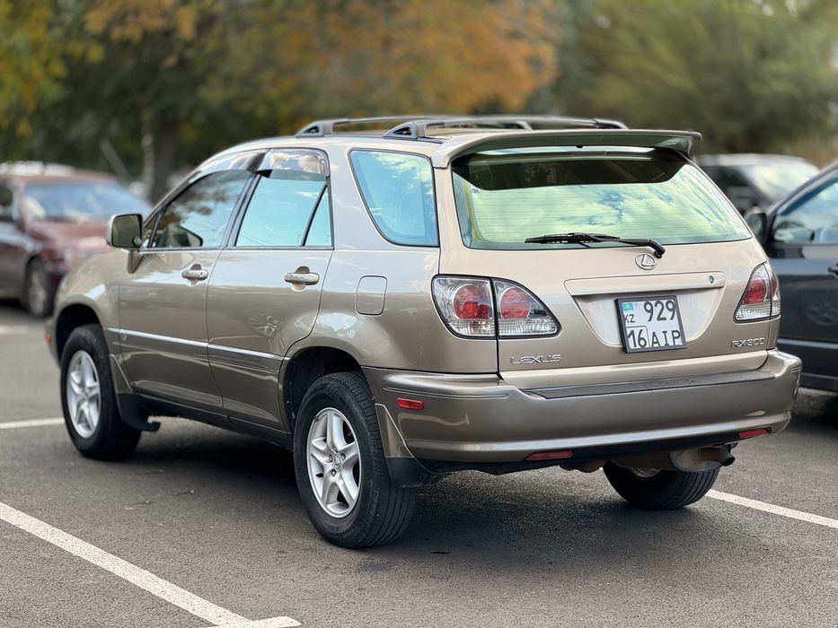 Продам Lexus rx300