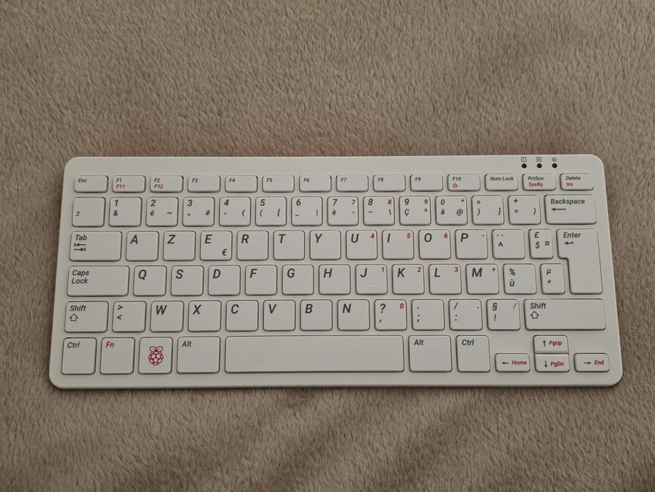 Raspberry Pi 400 mini pc клавиатура