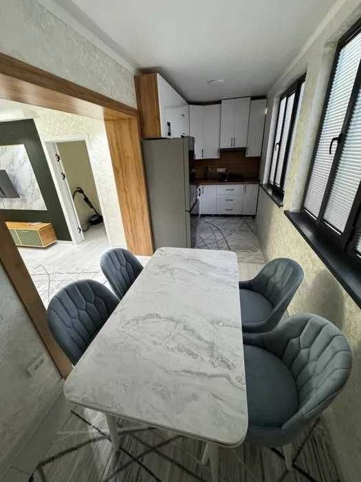 Сдаётся квартира Буз Базар 2/2/5 ро-н Мирзо-Улугбекский