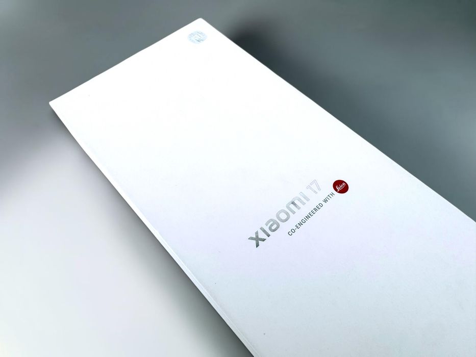 НОВ! Xiaomi 17 12RAM 256SSD White 2г. Гаранция!