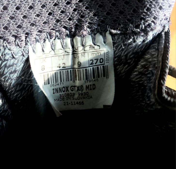 Lowa Innox Mid Gore-tex 42 номер стелка 27см ,като нови.
Като нови. 
Ц