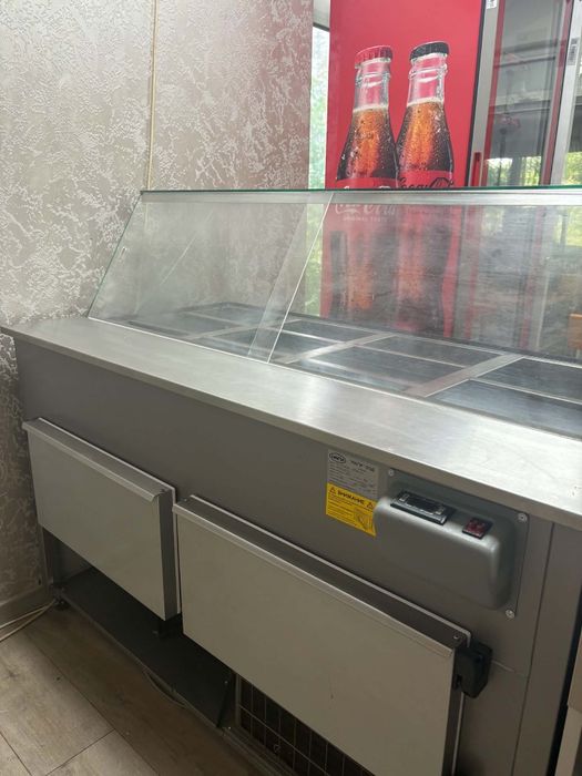 Продавам цялостно оборудване за заведение за бързо хранене