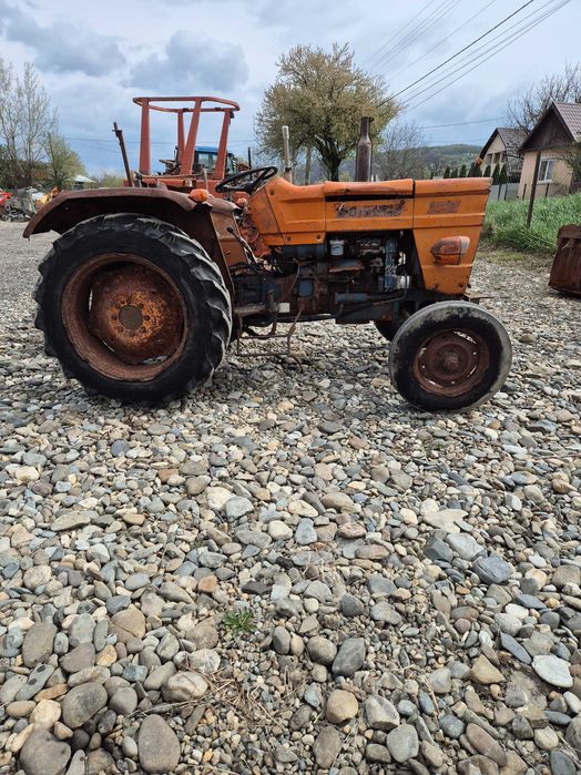 Tractor Fiat 450