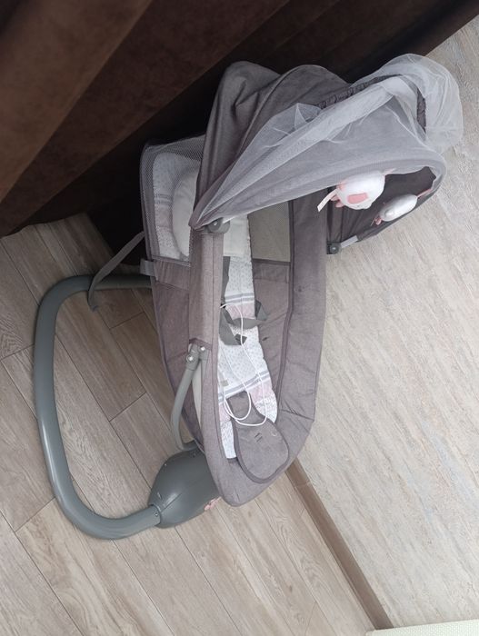 Срочно продам шезлонг