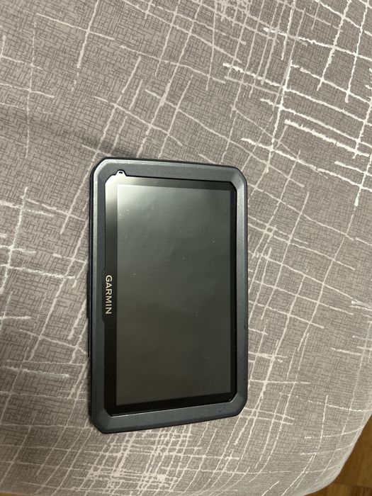 Продавам навигация garmin dezl 770lm за камион