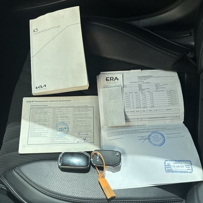 Kia K5 2023 — 8
