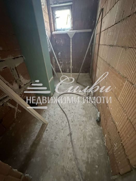 Продава се Тристаен апартамент в Търговище, Център - 120 кв.м за 1186 €/кв.м - Снимка #5