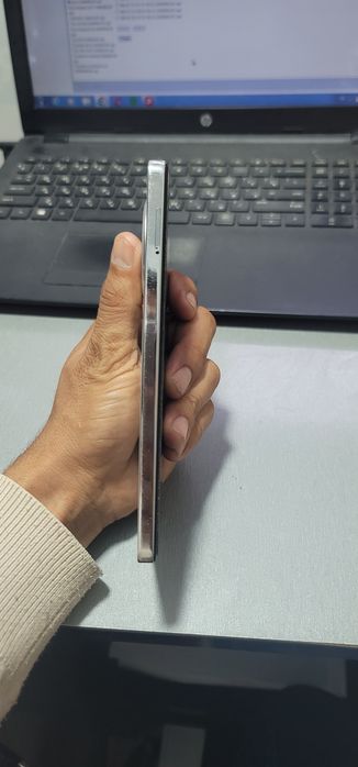 Tecno camon tel zur 30 5G