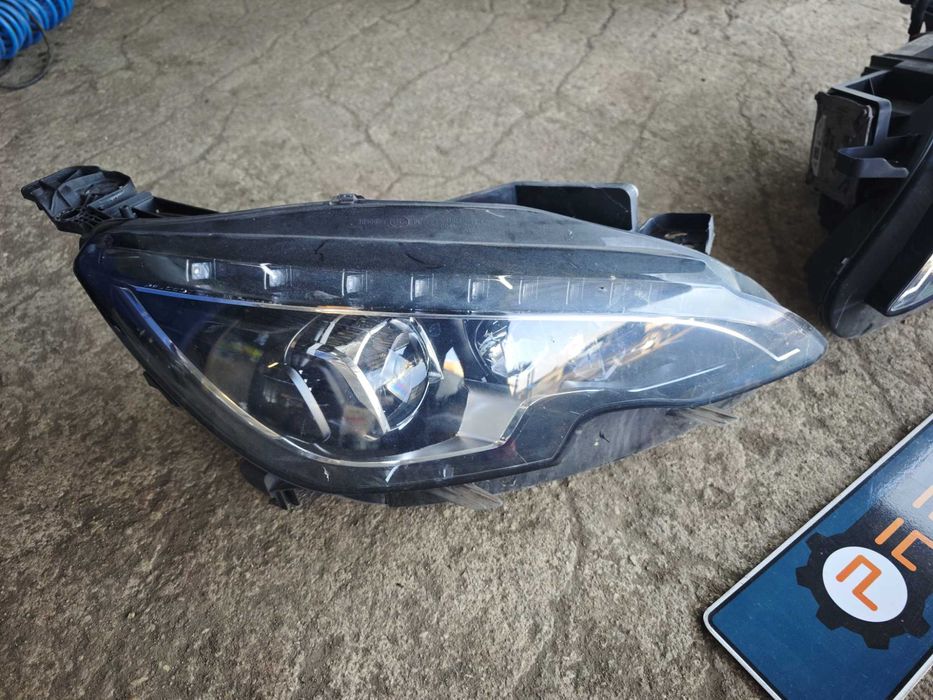 Фарове Full led Peugeot 308 gt Line 1 ляв десен фар Пежо 308 ГТ