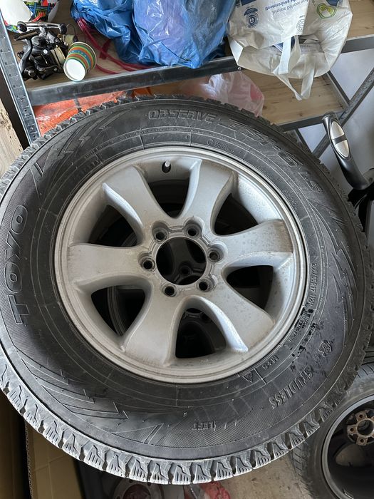 Зимни гуми Toyo Tires 265/6517R