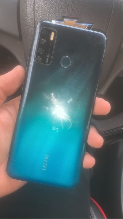 Продам Tecno Spark 64gb