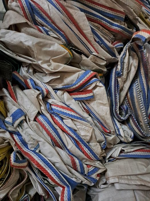 Big bag saci  de la 600 pana 1250 kg Transport in 24 in toata tara