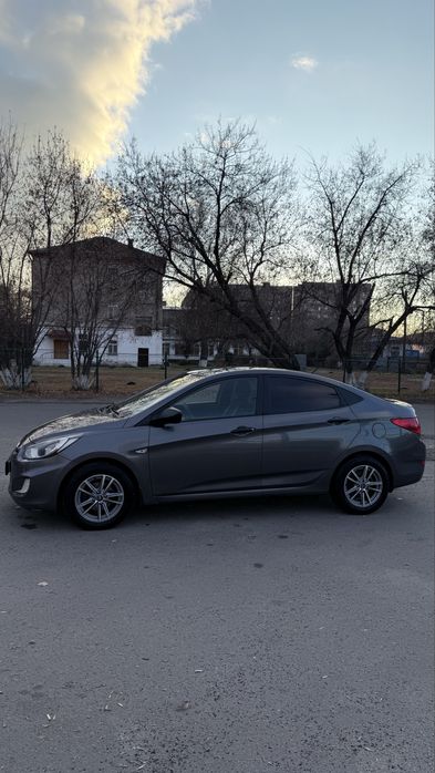 Hyundai Accent 2014