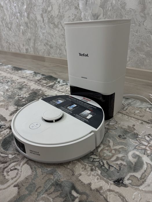 Роботпылесос от бренда Tefal