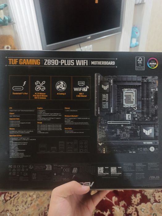 Материнская плата. Asus Tuf Z890-PLUS Wi-Fi DDR5