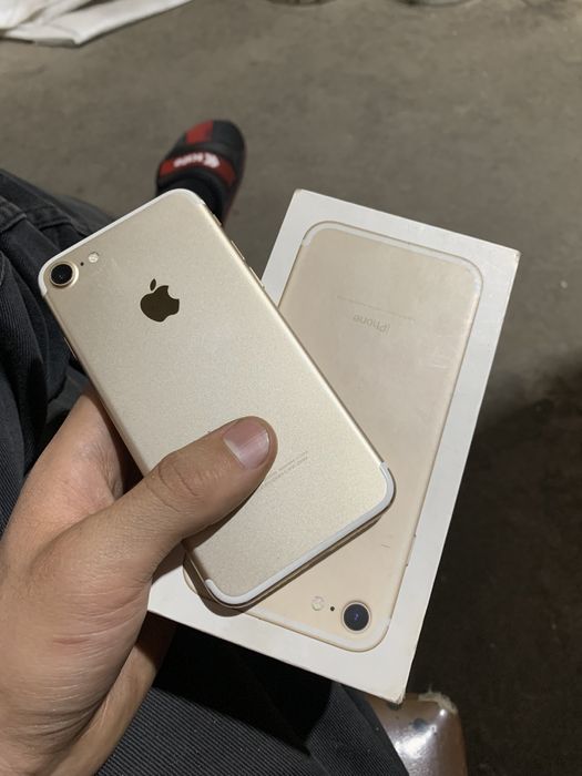 Iphone 7 с гарантей