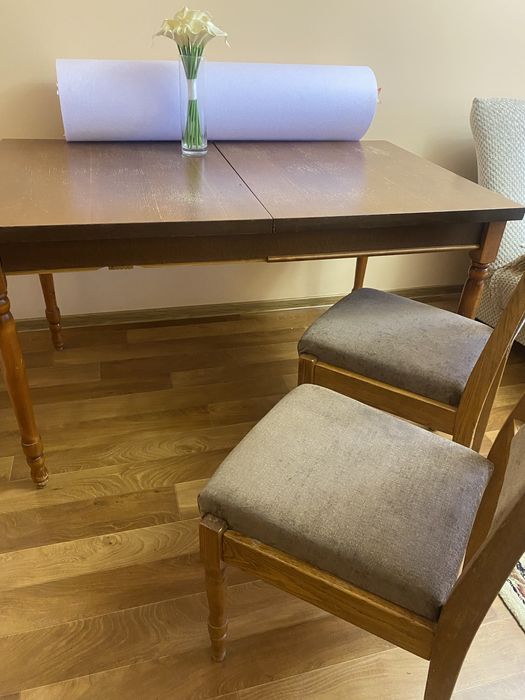 Продам стол со стульями