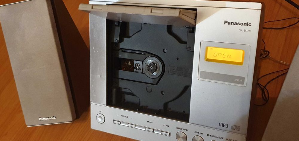 Panasonic мини стерео система CD раио с колони