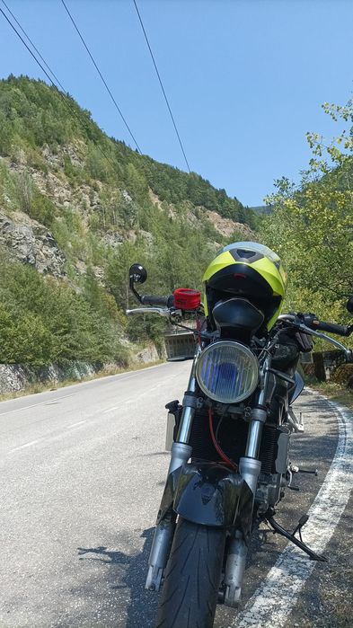 Vând motocicleta Suzuki sv650