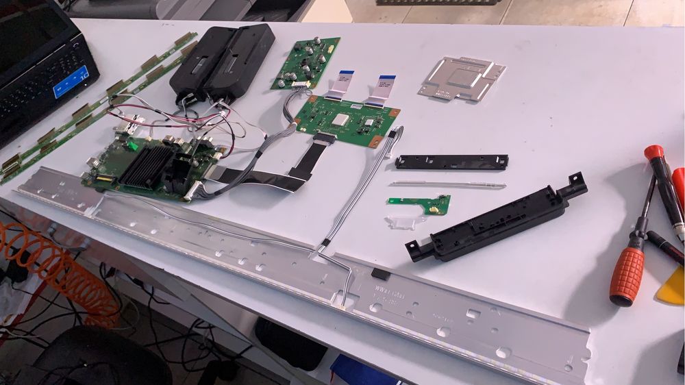 Tv sony Bravia model kd-49xg7077 display spart