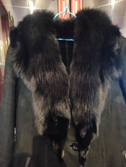 Отдам за пакет фруктов.