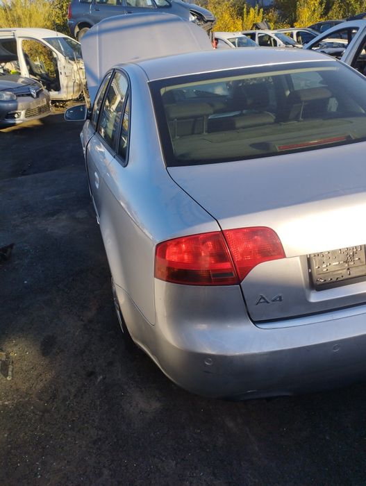 Dezmembrez audi A4 B6 2.0tdi Blb