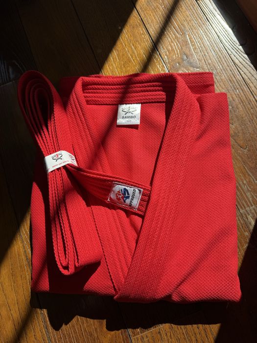 Лицензирана куртка за самбо - Fias