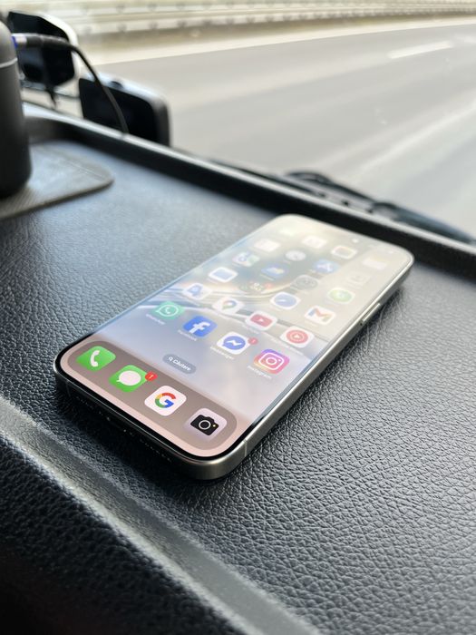 Iphone 15 pro max 256gb