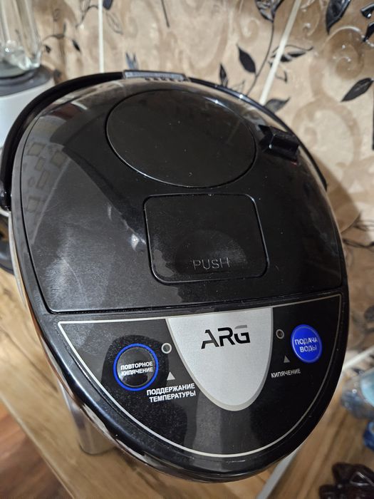 Продам термапот 5.2 литра