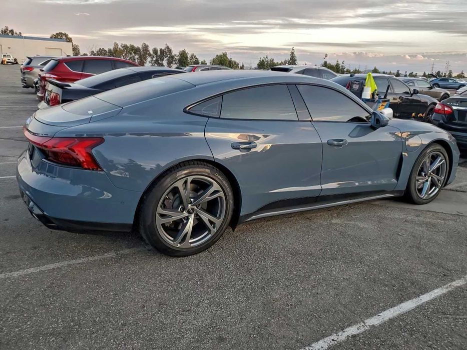 Audi e-tron GT pod zakaz