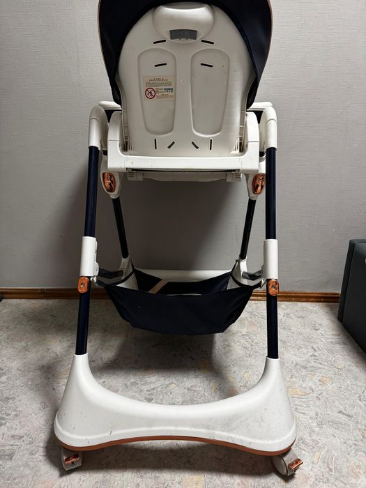 Детский стул для кормления