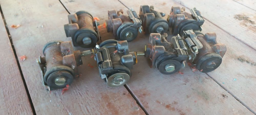 Тормозной колодки ИСУЗУ