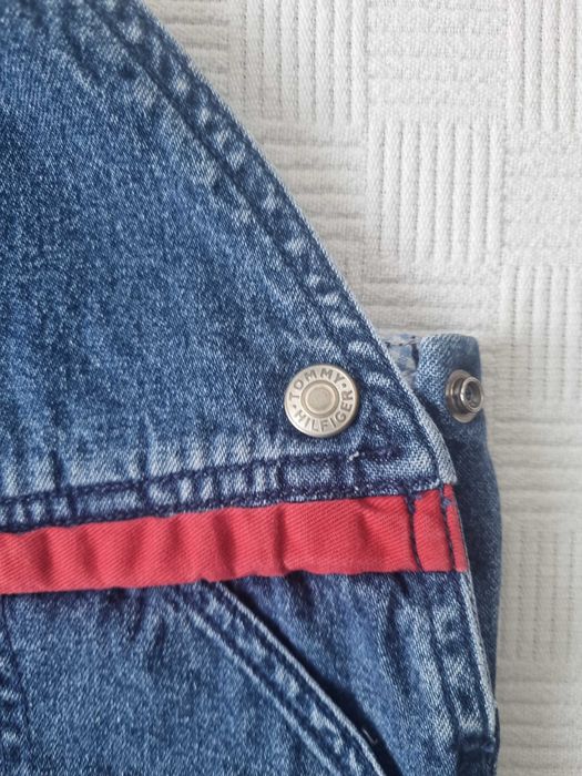 Tommy Hilfiger оригинакен детски дънков сукман