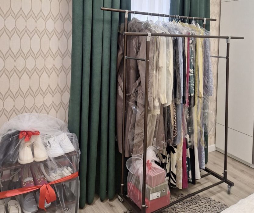 Стелаж для одежд