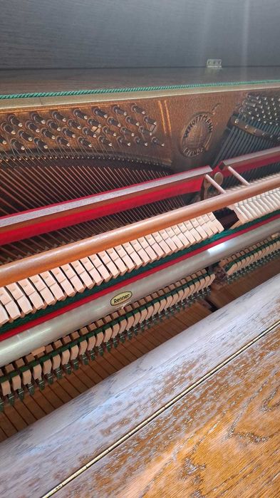 Акустично пиано Hoffmann