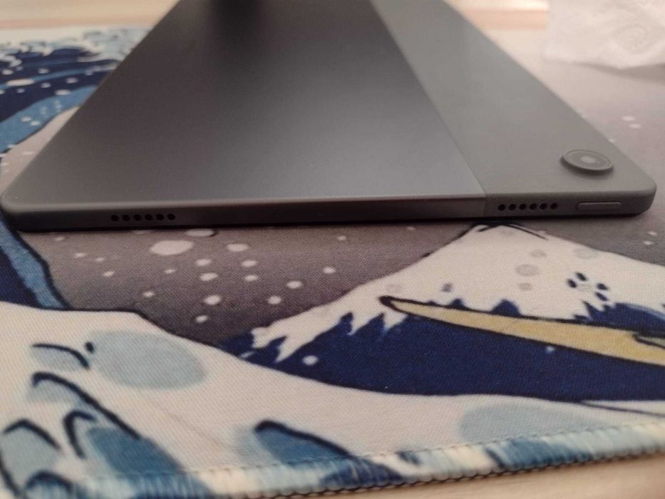 Lenovo Tab M10 Plus + carcasa