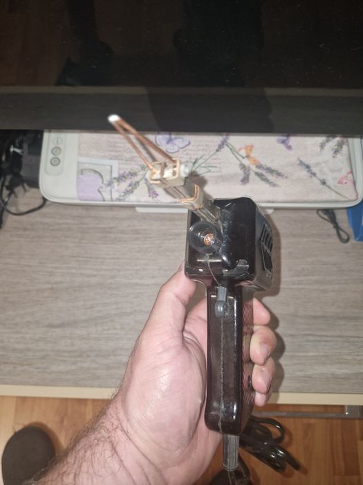 Jucarie pistol românesc