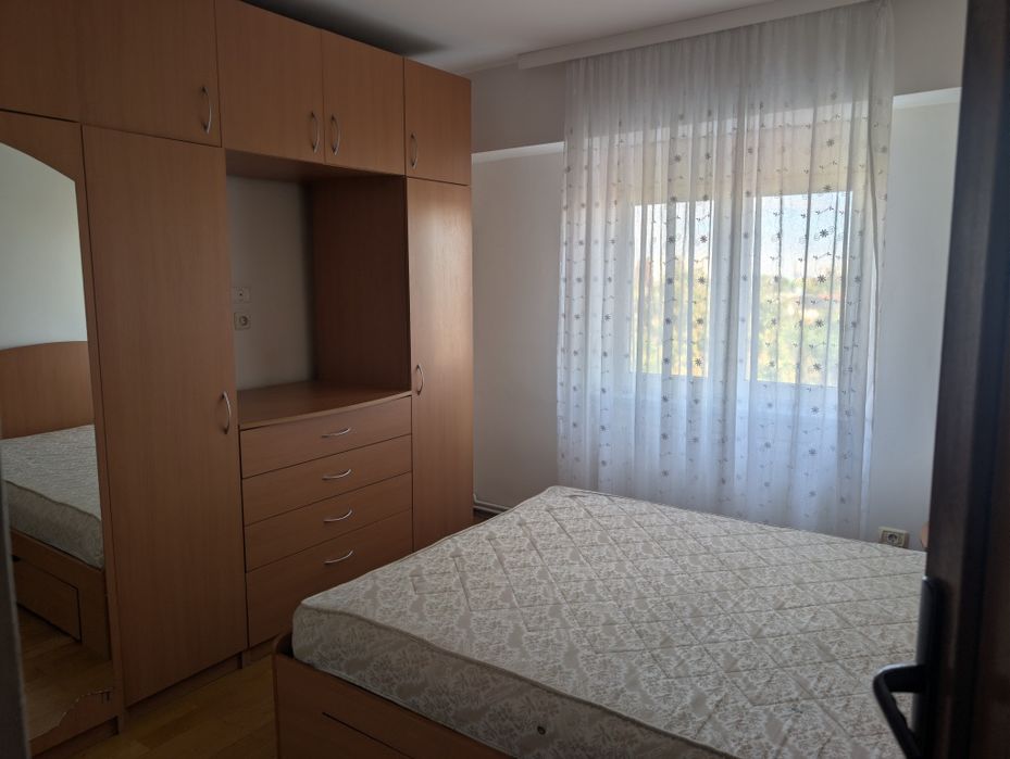 Dau in chirie ap 3 camere Piata Spitalului, centrala gaz