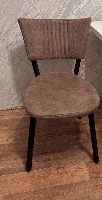 Продам стул кухонный