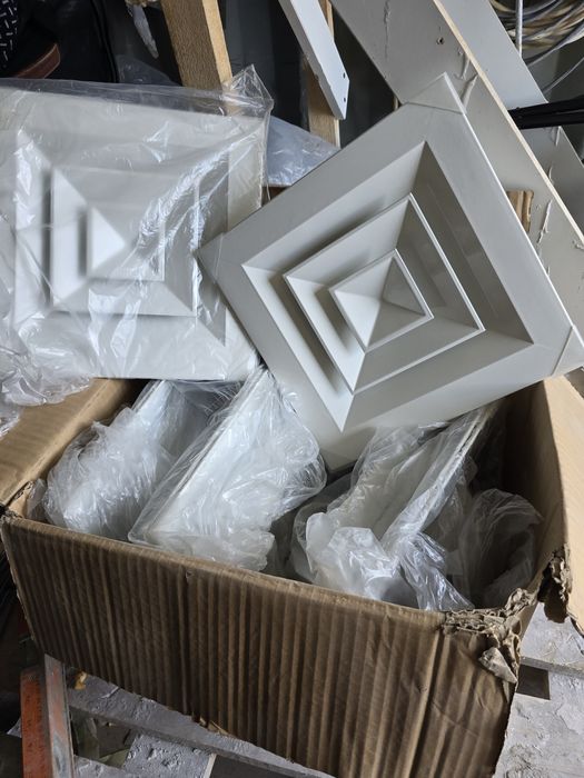 Решетки с клапаном и без