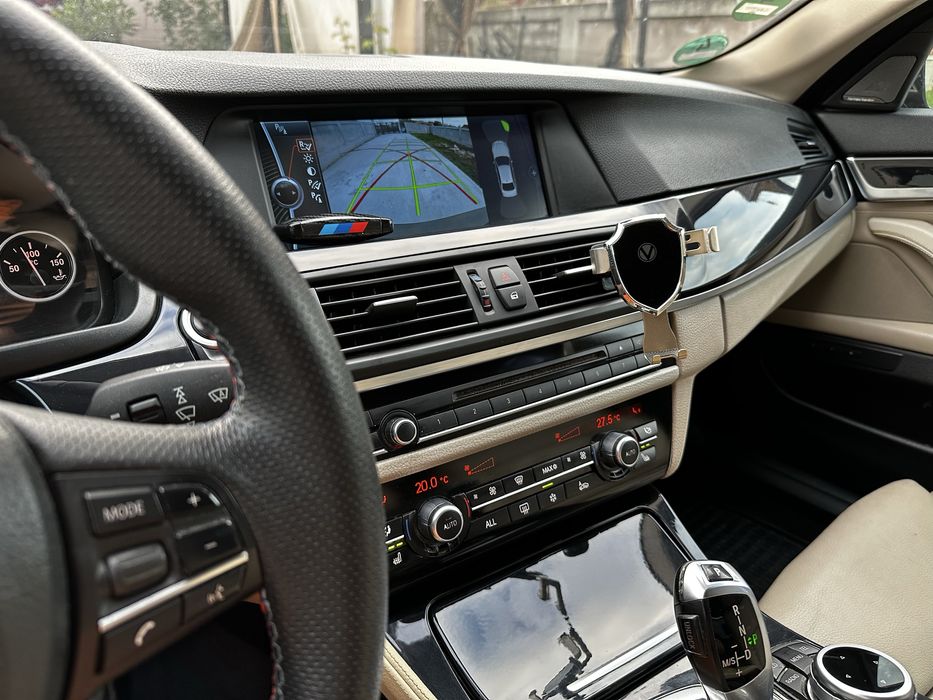 BMW F10 M-Pachet (virează spatele,Head-Up,3 but.,530d) e60 f30 g20 g30